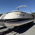 2021 Bennigton 25 QXFBA – 121 Hours - Image 12